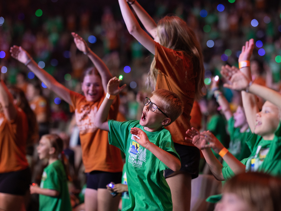 kids dancing at VBS